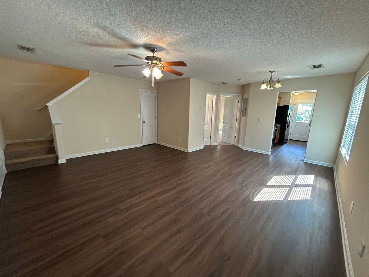 252 Fern Ridge Court - Photo 2 of 15