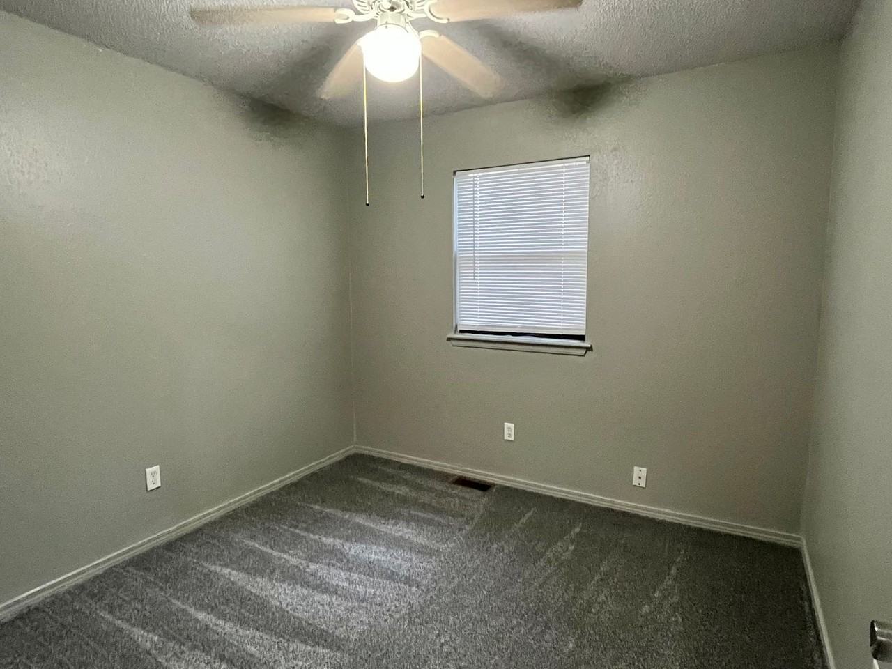 141 E Juniper Ln - Photo 7 of 12