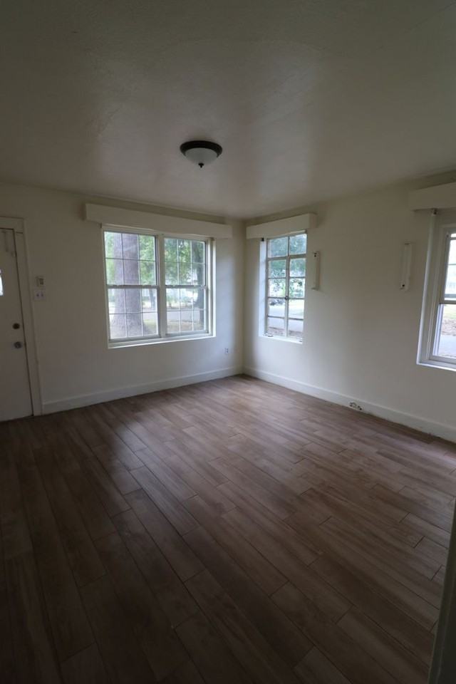 5430 Virginia Avenue - Photo 4 of 16