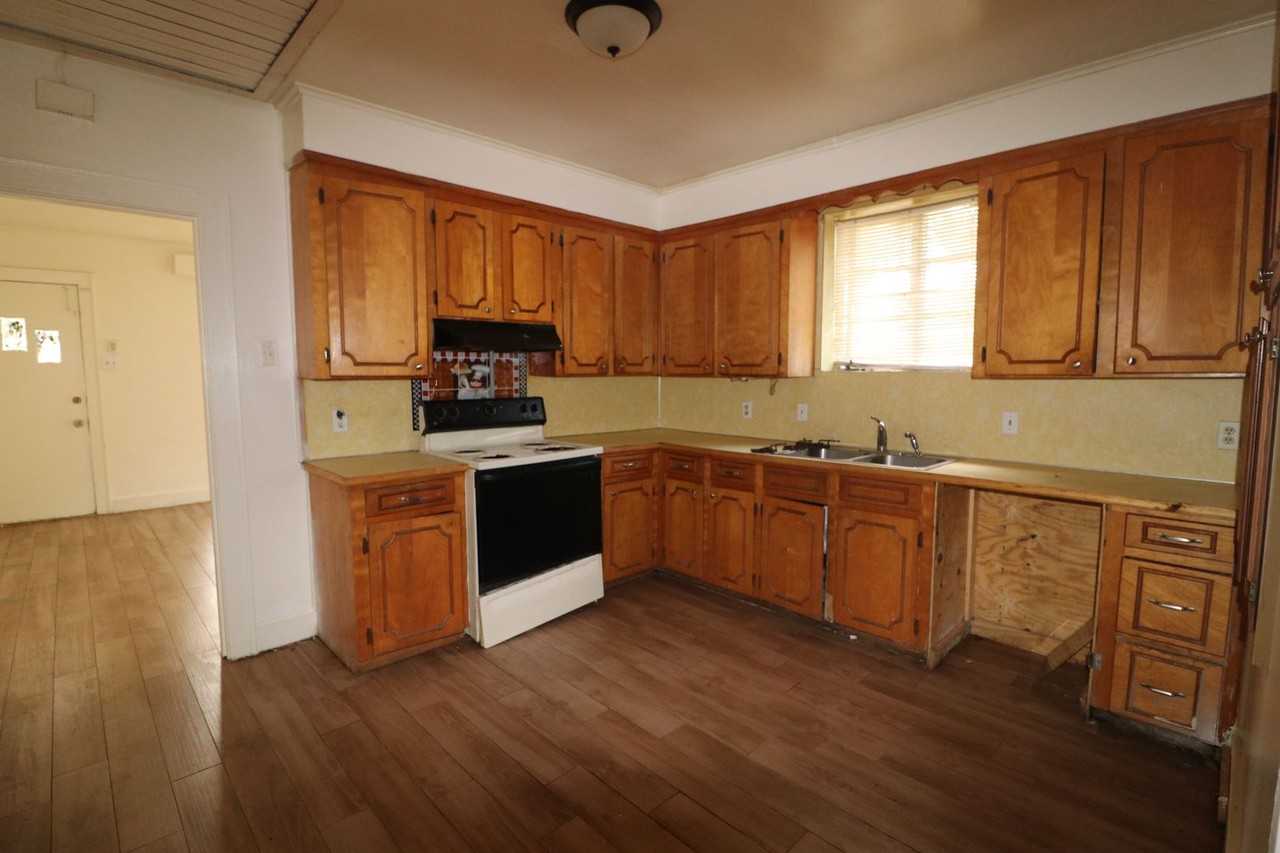 5430 Virginia Avenue - Photo 6 of 16