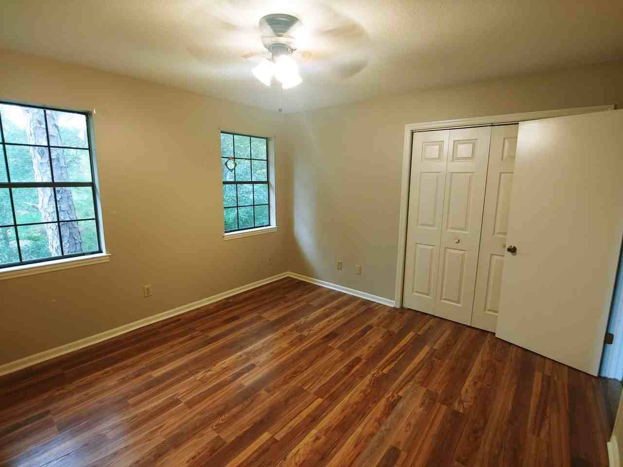 8 Hickory Lane - Photo 3 of 42