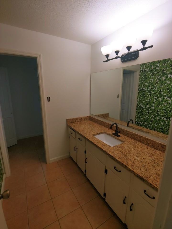 8 Hickory Lane - Photo 5 of 42