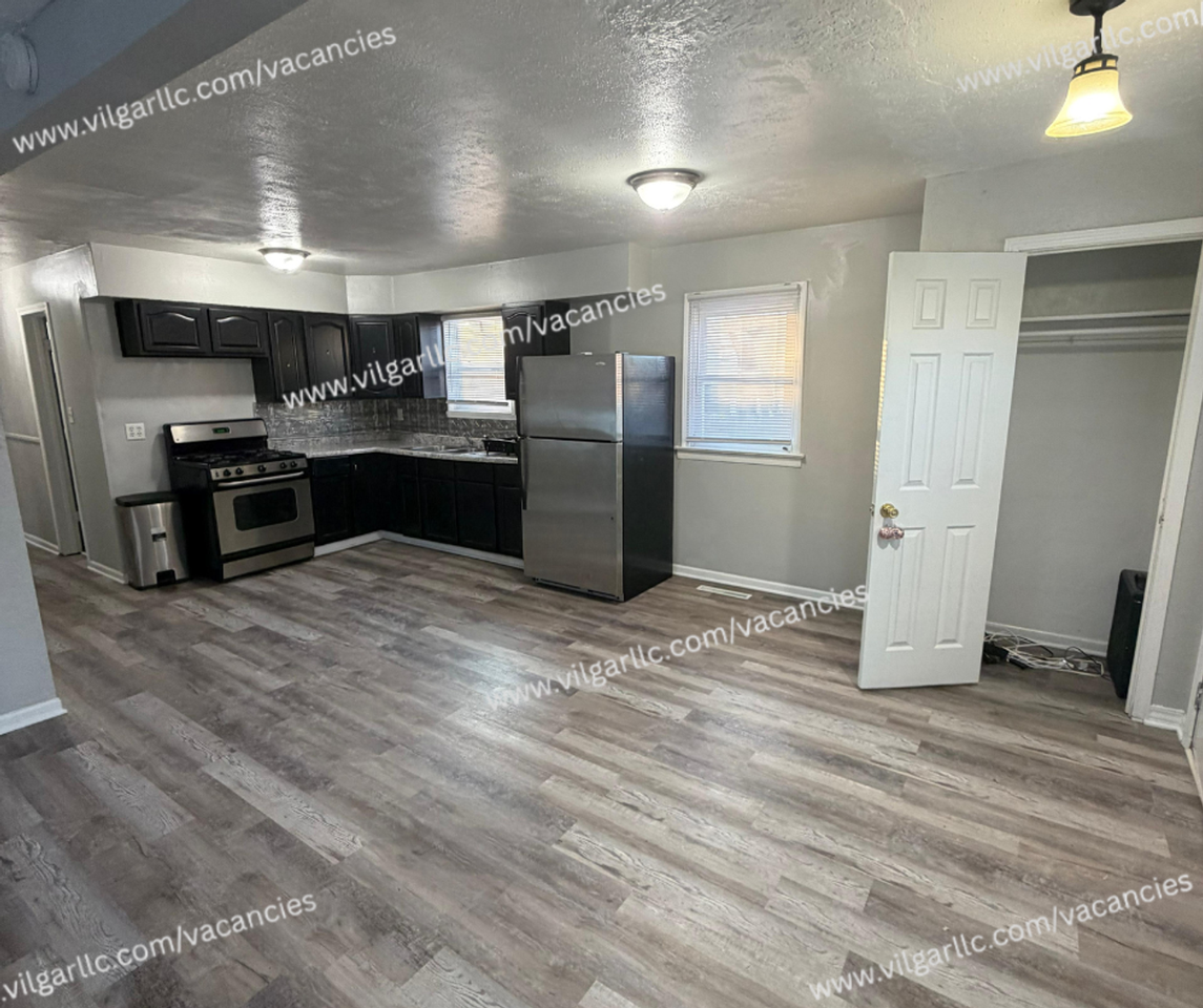 1501 Tennessee Street - Photo 2 of 19