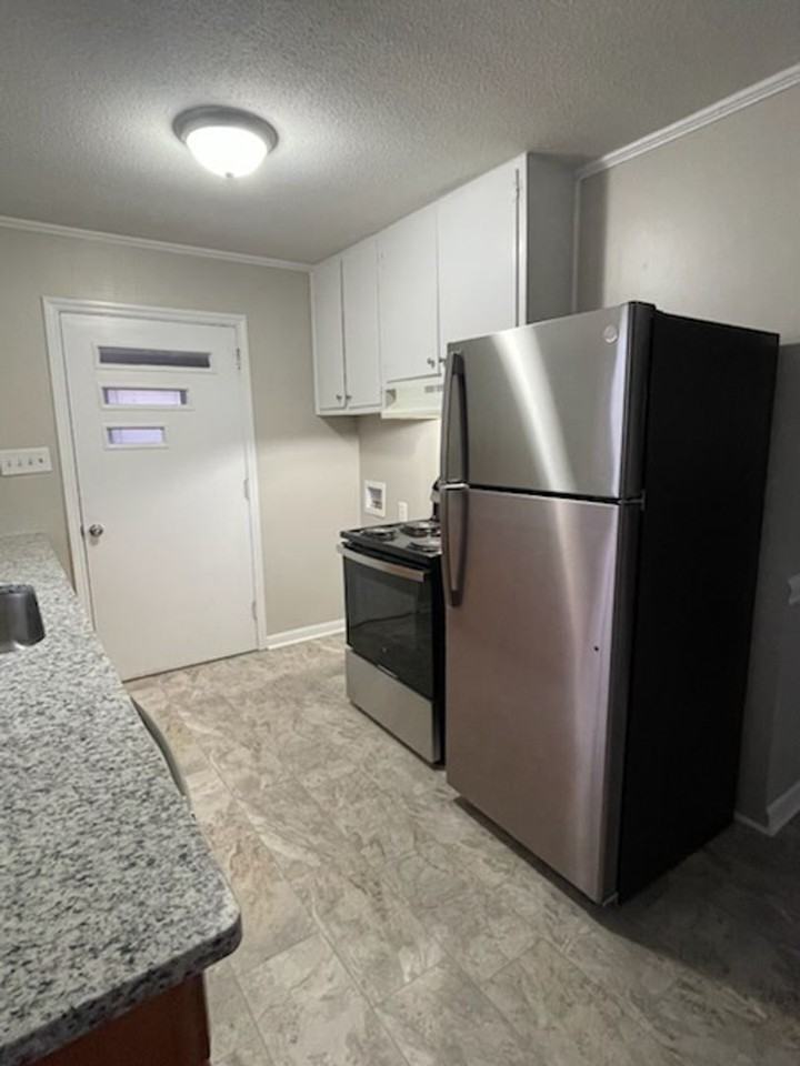 301 Abbott Drive - Photo 7 of 20