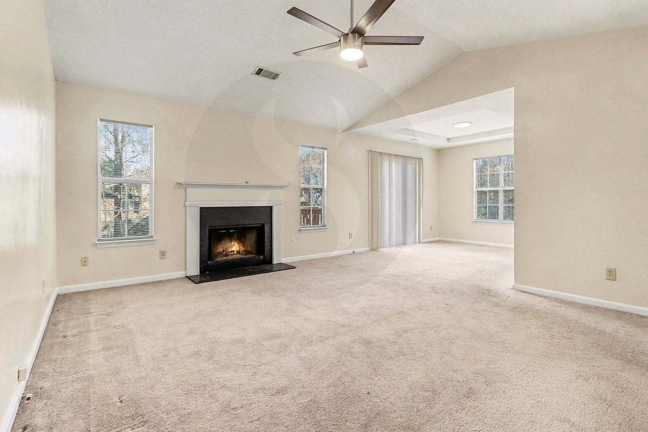 7134 Hazelwood Drive - Photo 6 of 28