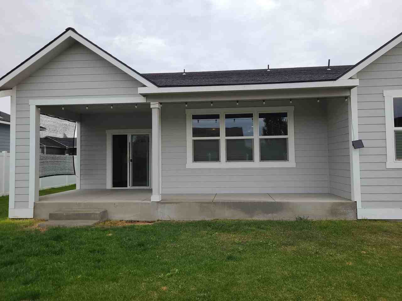 1505 W Bonneville St - Photo 3 of 37