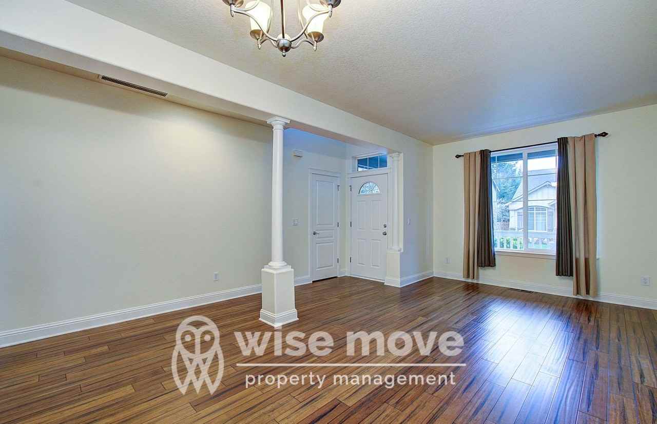 17901 Northeast 36th Way - Photo 5 of 40