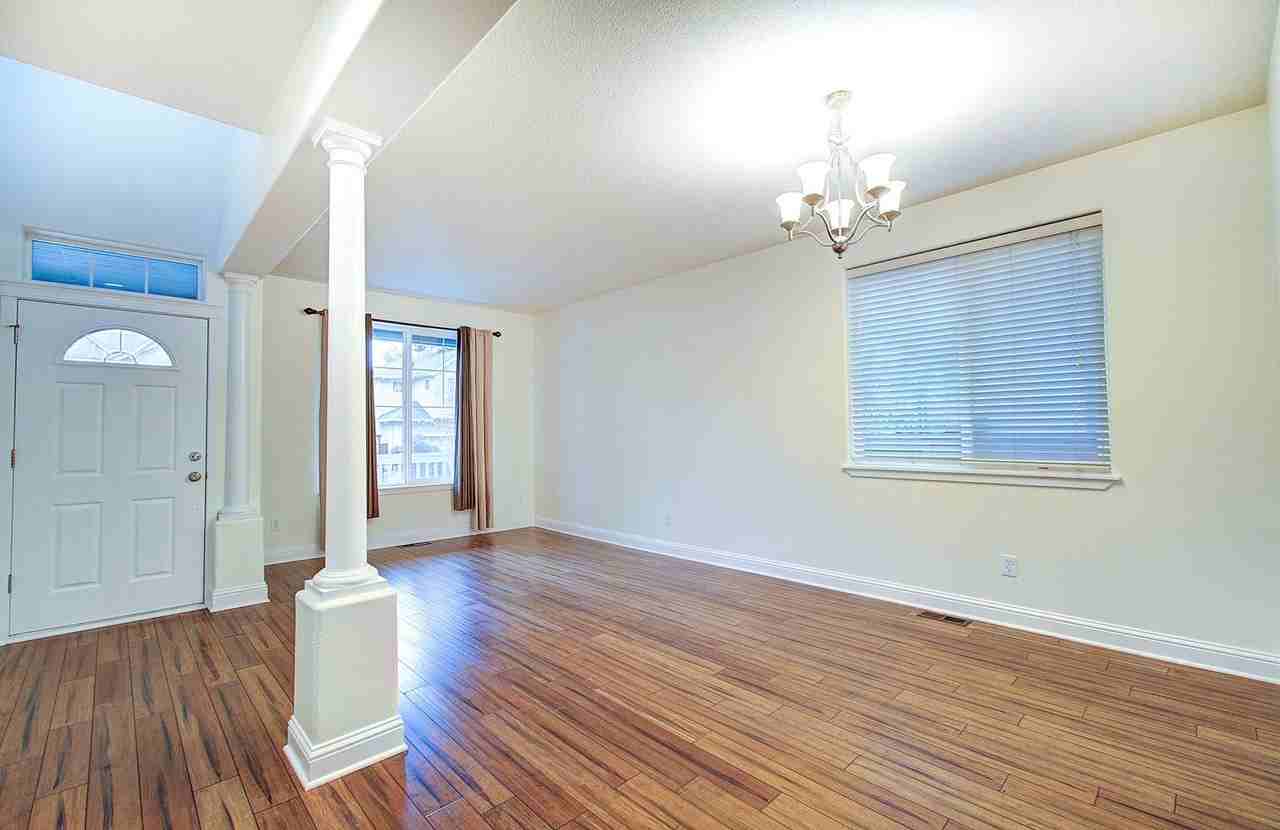 17901 Northeast 36th Way - Photo 6 of 40