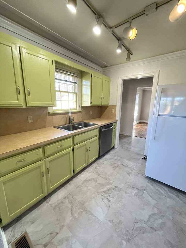 3400 Northwest 22nd Street - Photo 5 of 14