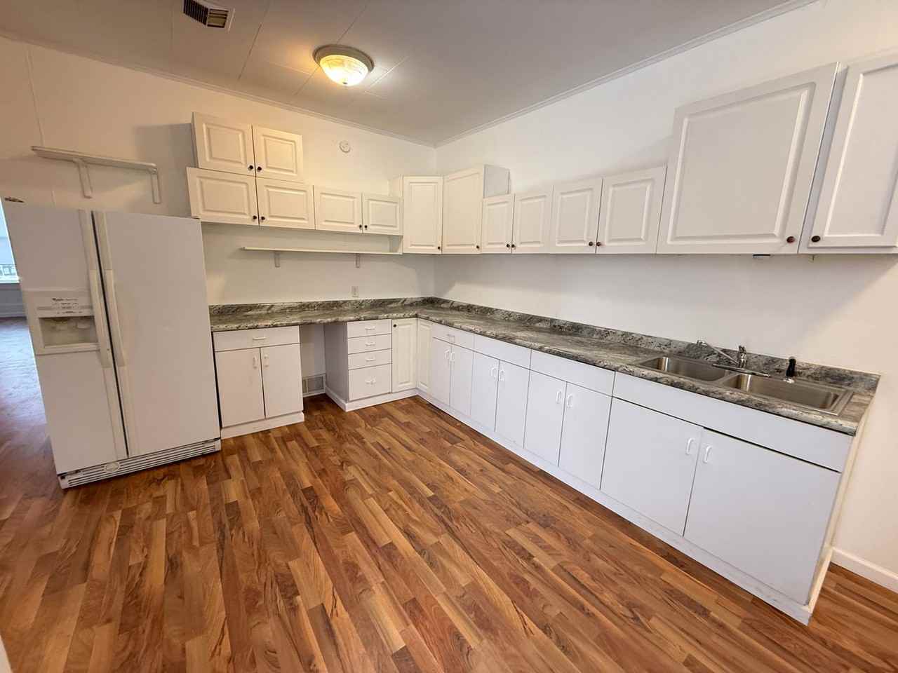 Main St 101, 103, 105 N - Photo 5 of 24