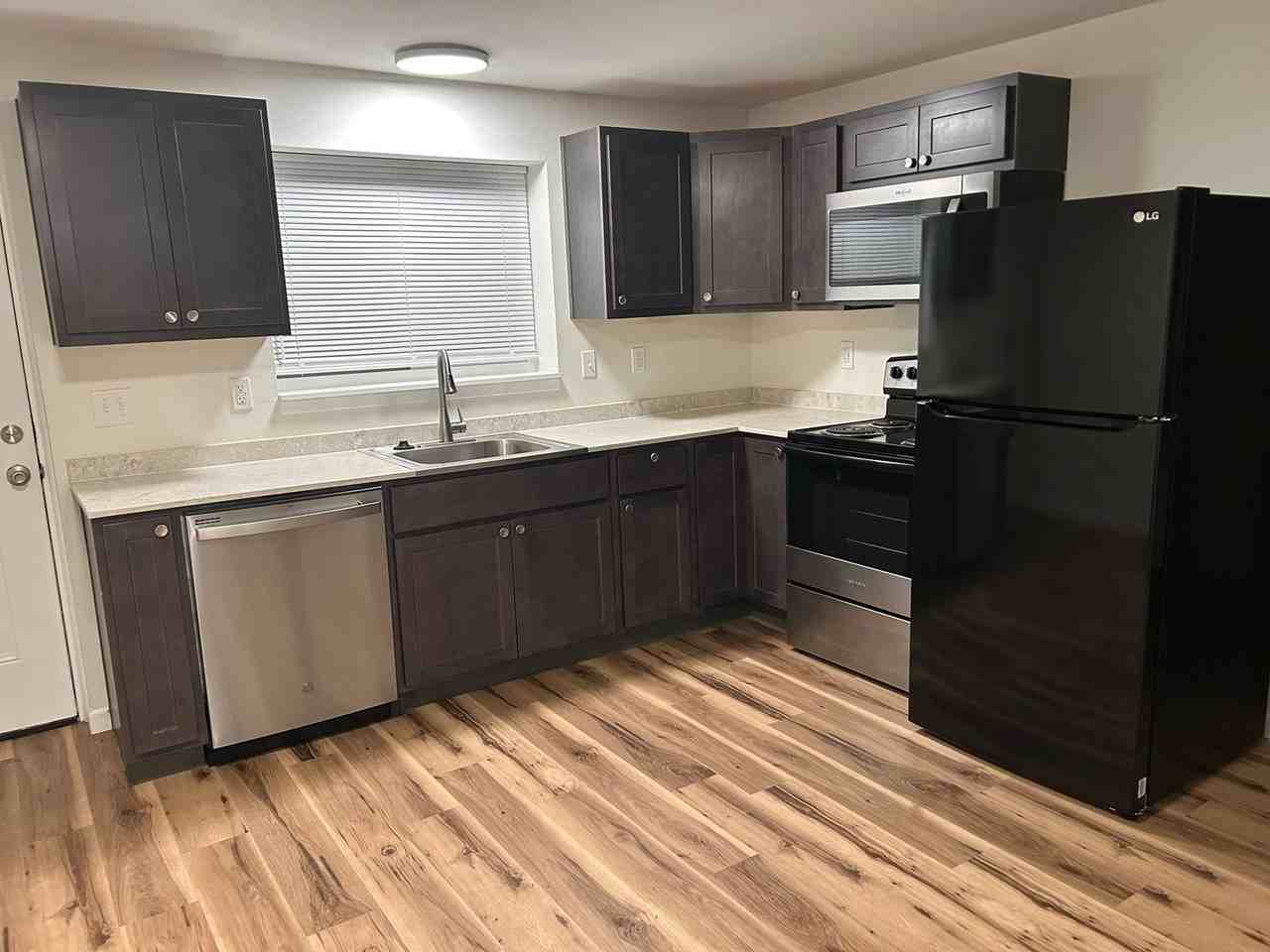 348 Mclean Avenue - Photo 2 of 8