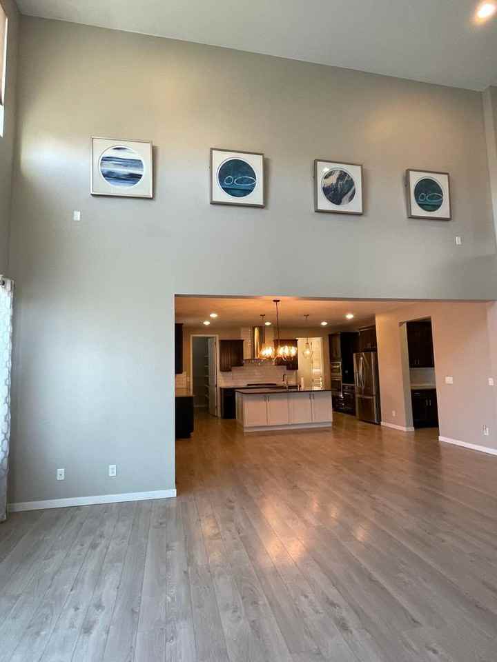 393 Polaris Cir - Photo 7 of 36