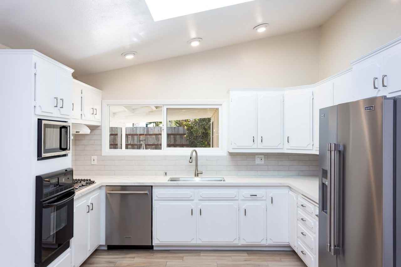 4857 Mount Ararat Drive - Photo 5 of 31