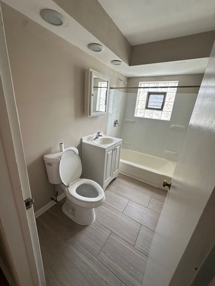 5607 Saint Charles Road - Photo 3 of 9