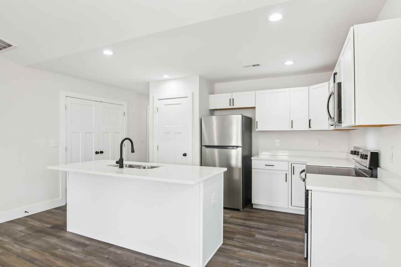 Bedford Creek - Photo 5 of 22