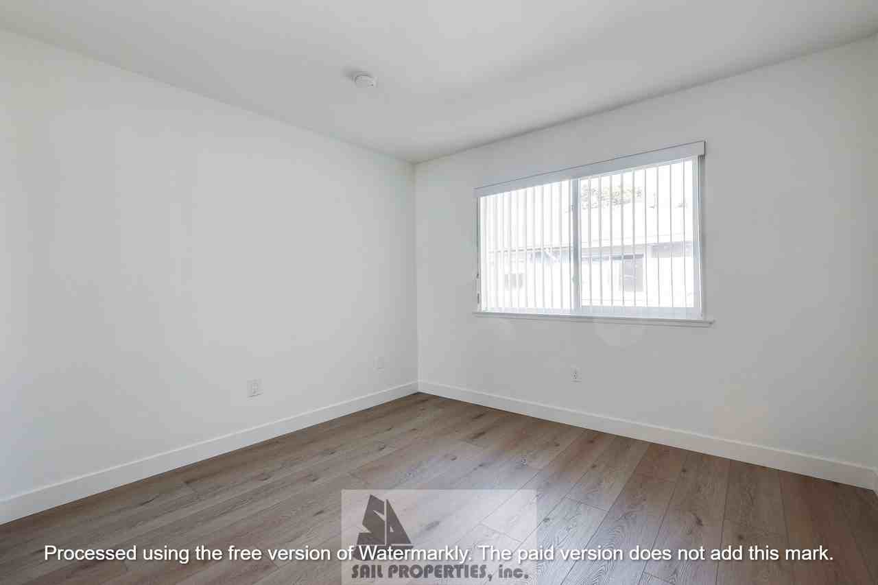 16394 Del Oro Circle - Photo 7 of 13