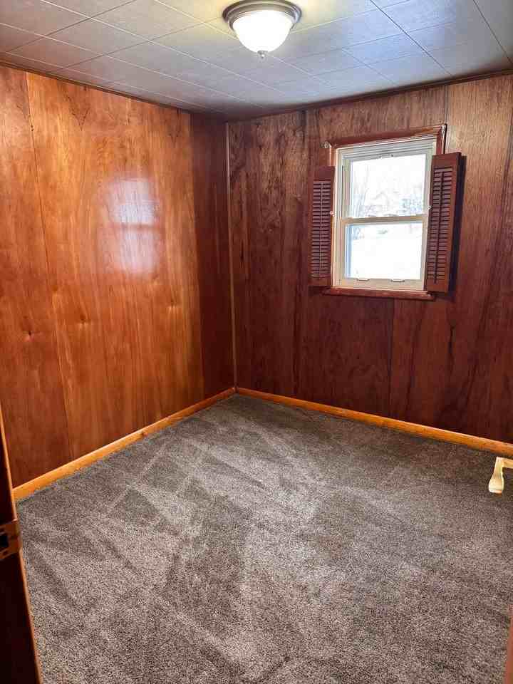 519 Emerson Avenue - Photo 2 of 9