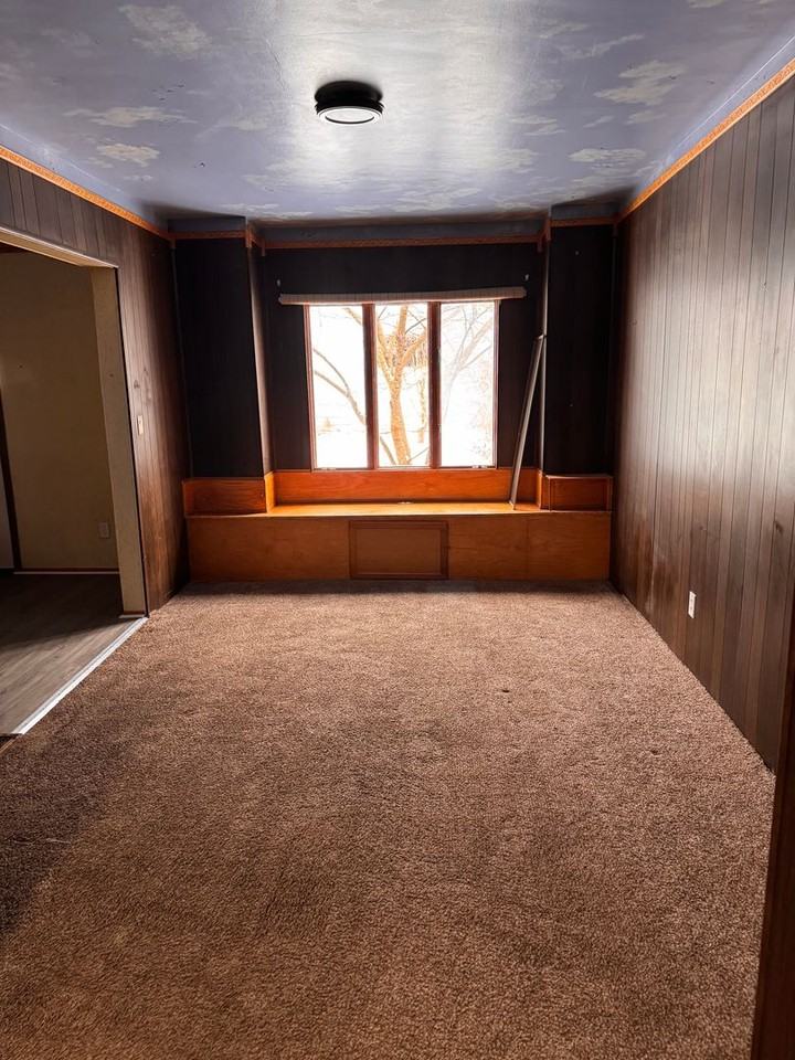 519 Emerson Avenue - Photo 7 of 9