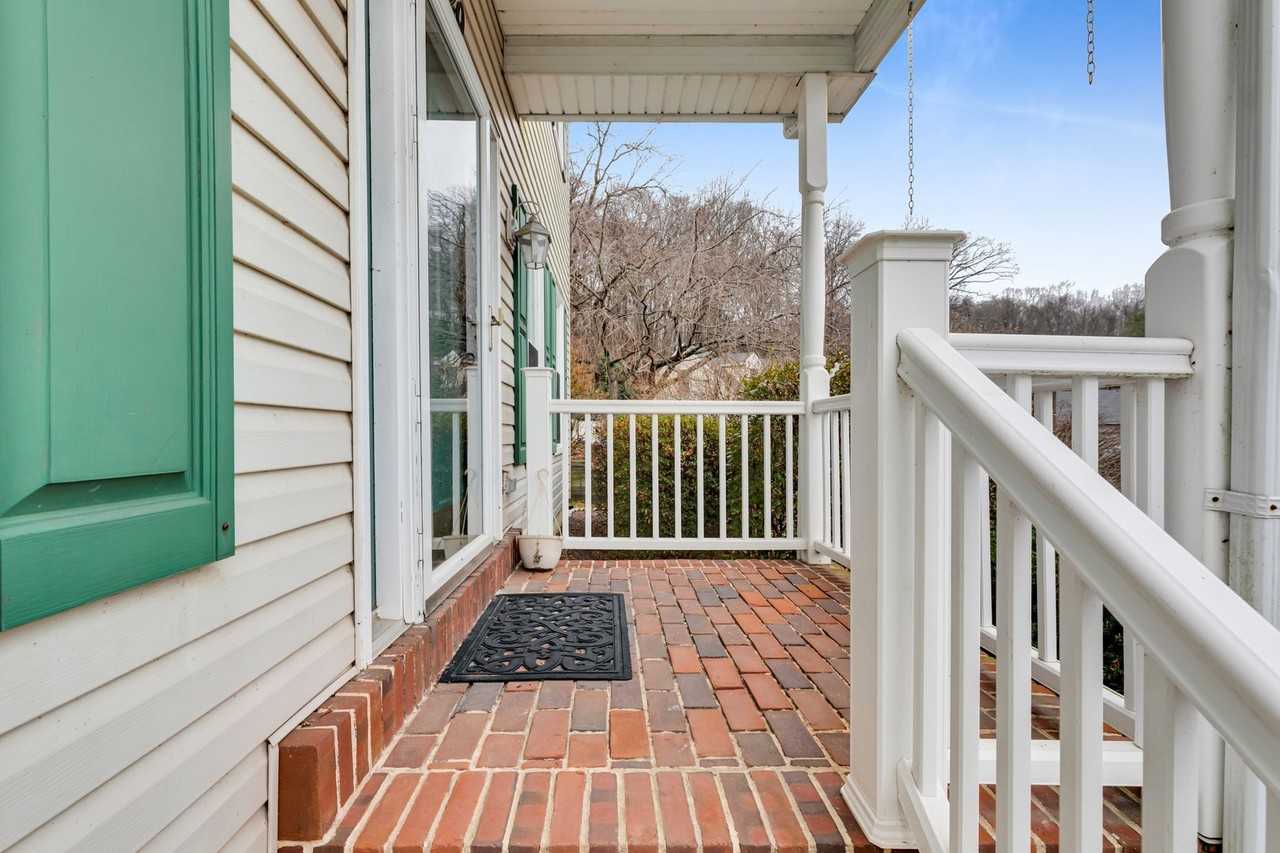 120 Nickell Drive - Photo 3 of 29