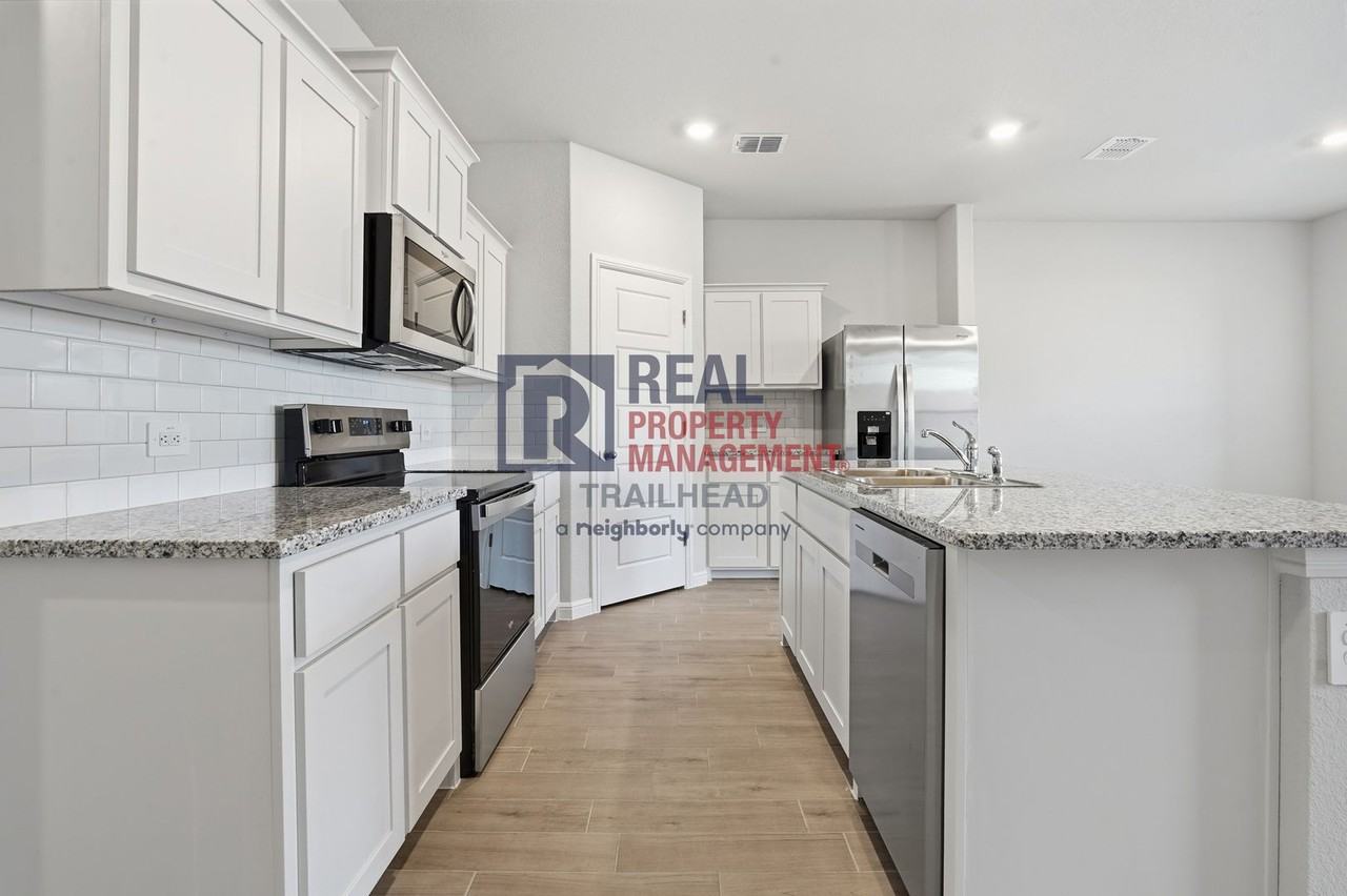 1920 Preakness Drive - Photo 6 of 30