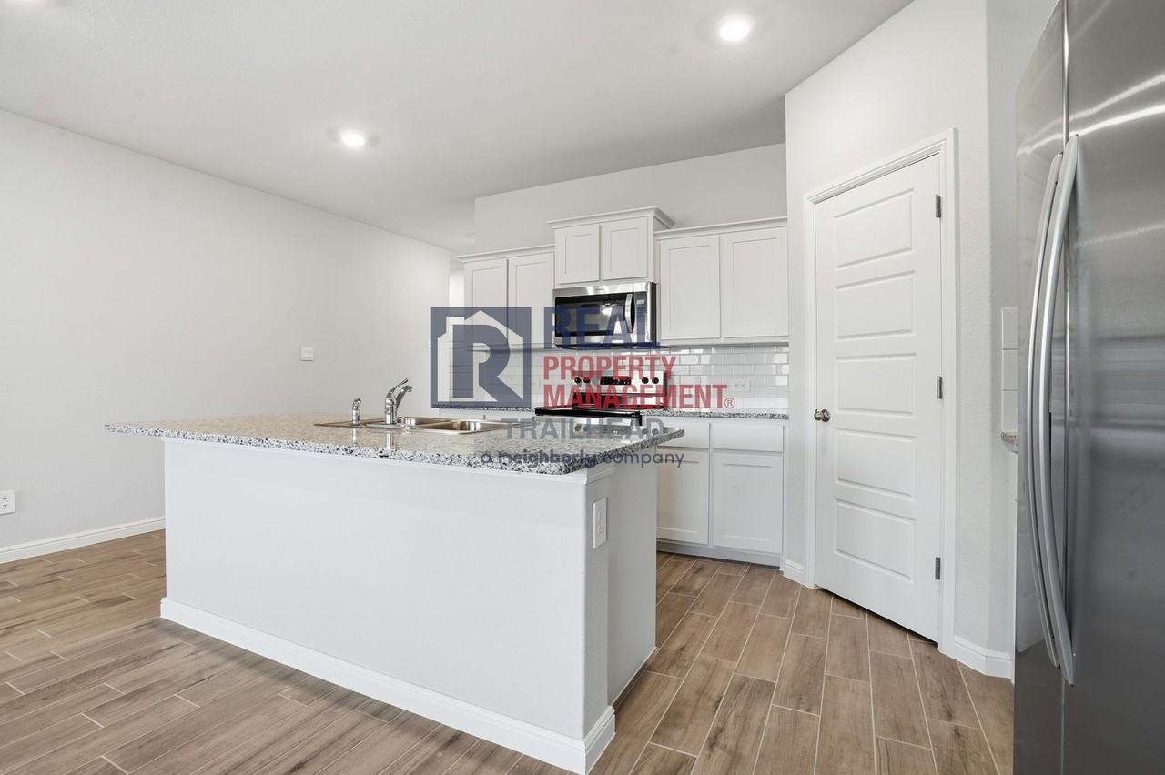 1920 Preakness Drive - Photo 7 of 30