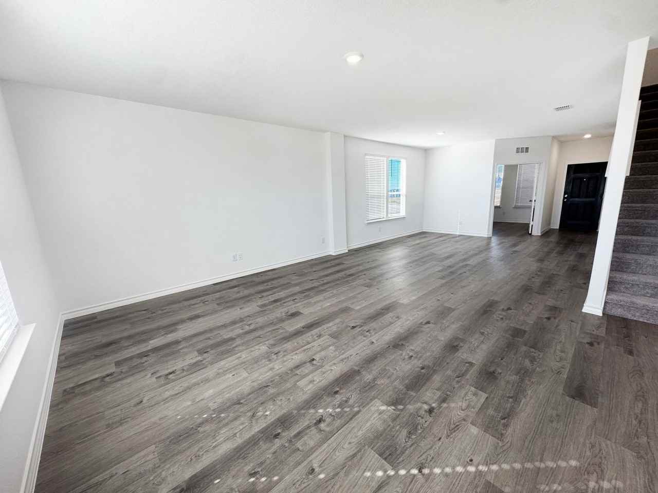 3004 Trumpet Vine - Photo 5 of 27