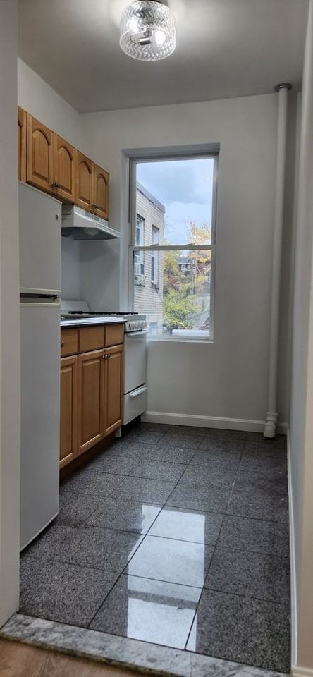 112 Brainerd Road - Photo 3 of 10