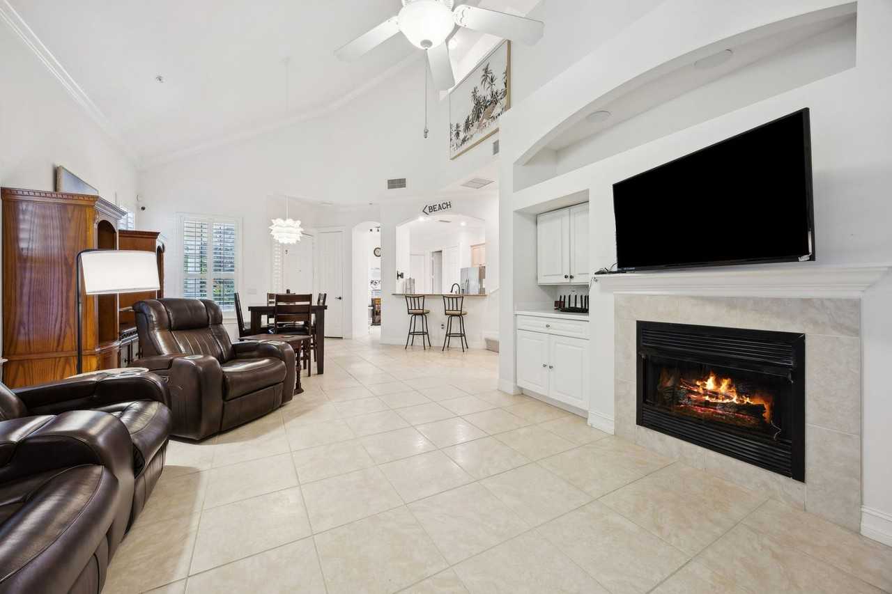 95069 San Remo Dr - Photo 3 of 31