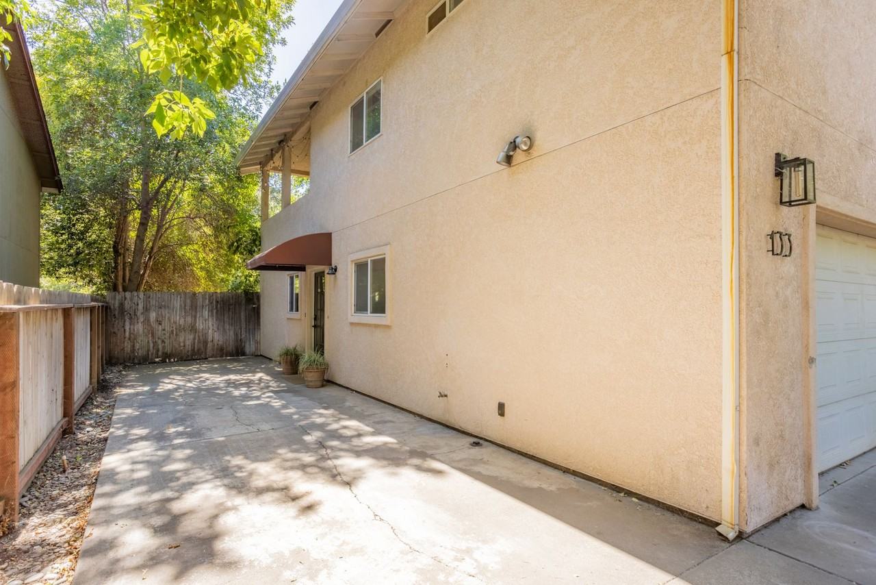 133 West 3rd Avenue - Photo 2 of 42