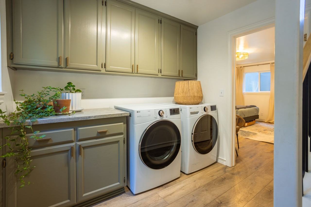 133 West 3rd Avenue - Photo 5 of 42