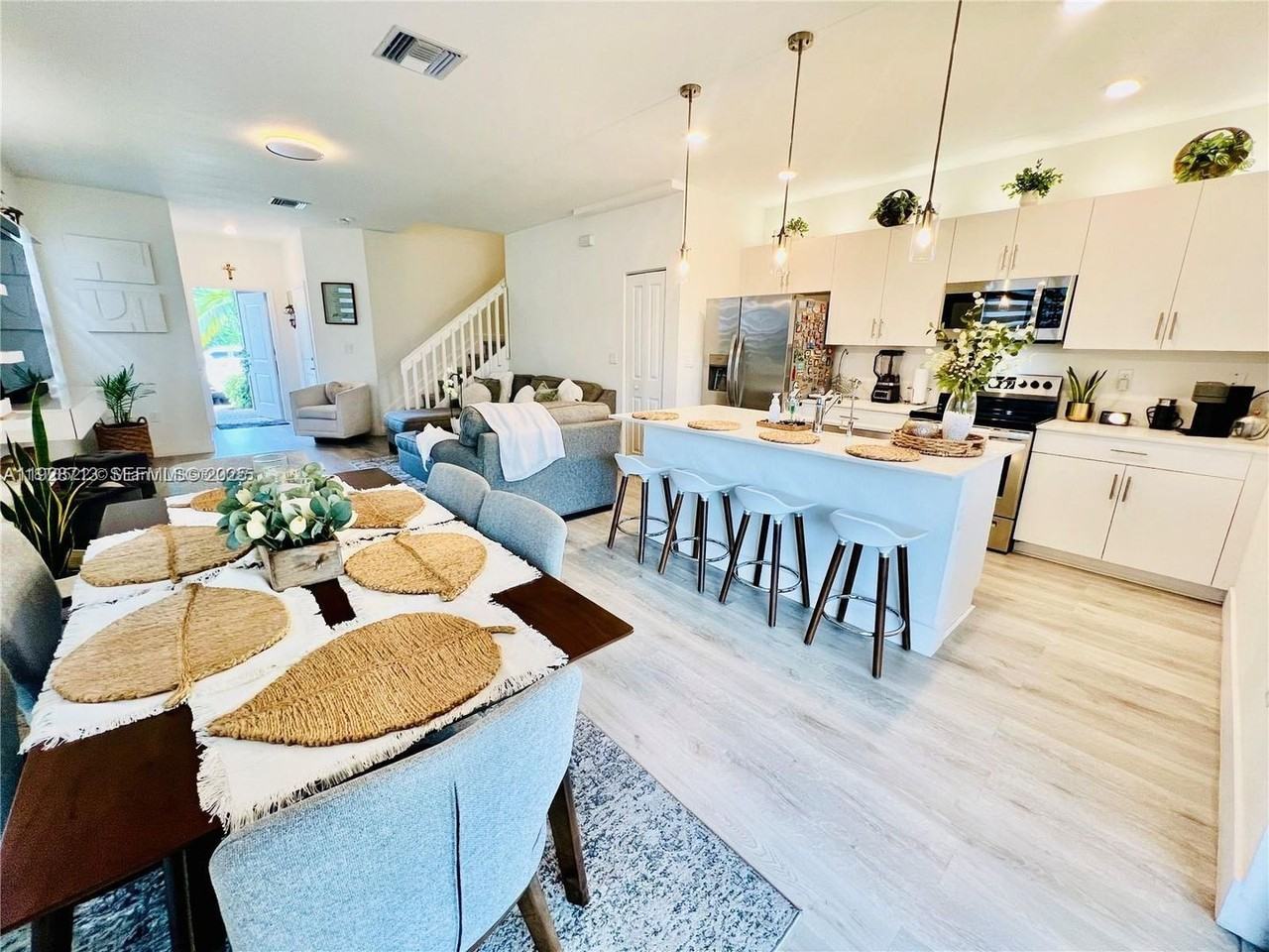 25532 Sw 108th Ave - Photo 2 of 15