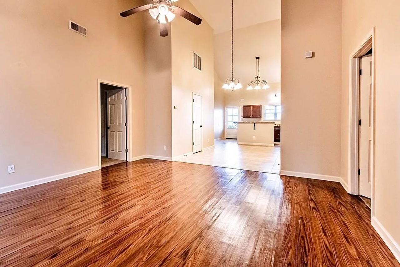 226 Sweet Bay Drive - Photo 5 of 11