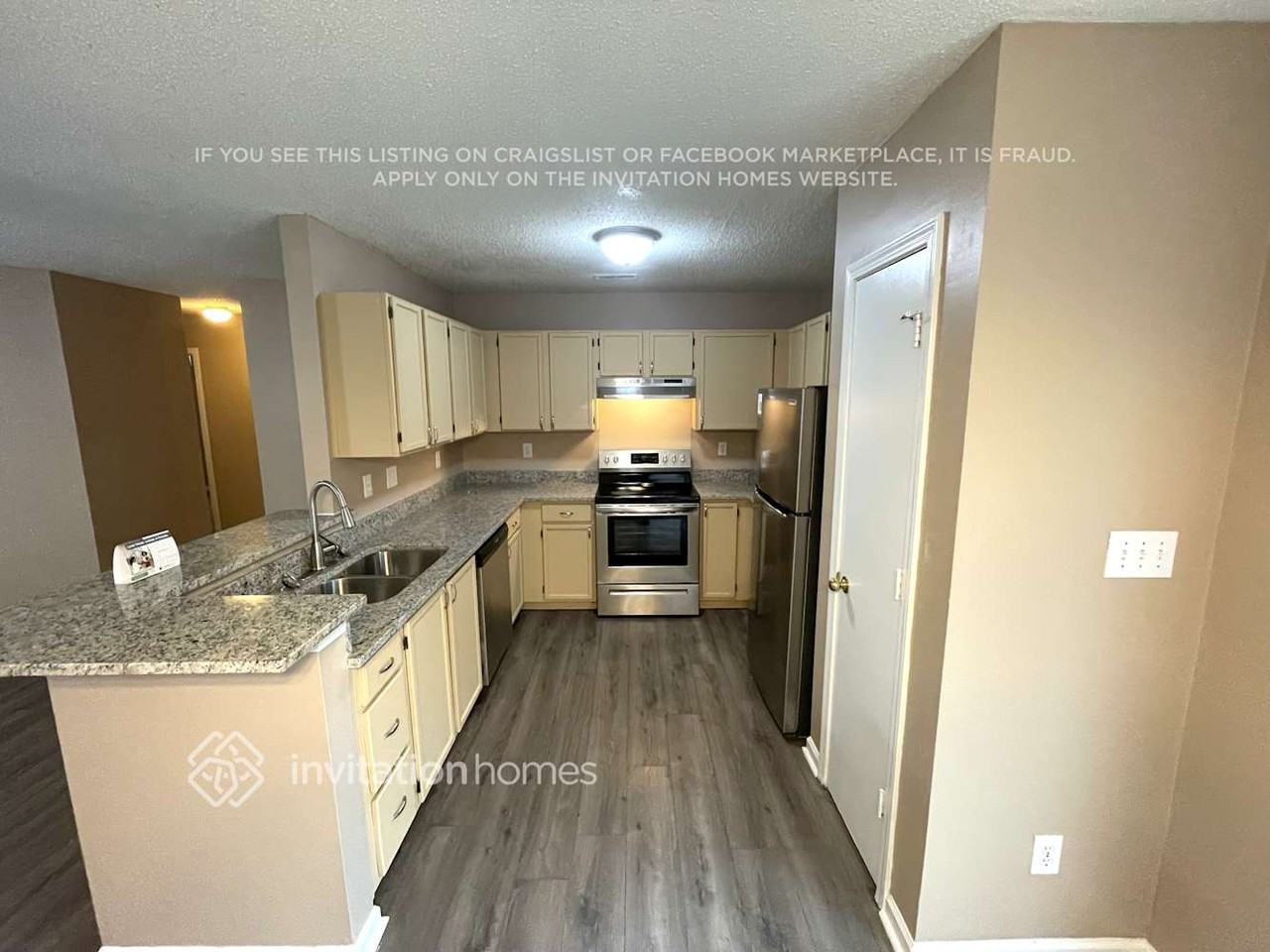 3049 Parade Ln Sw - Photo 5 of 16