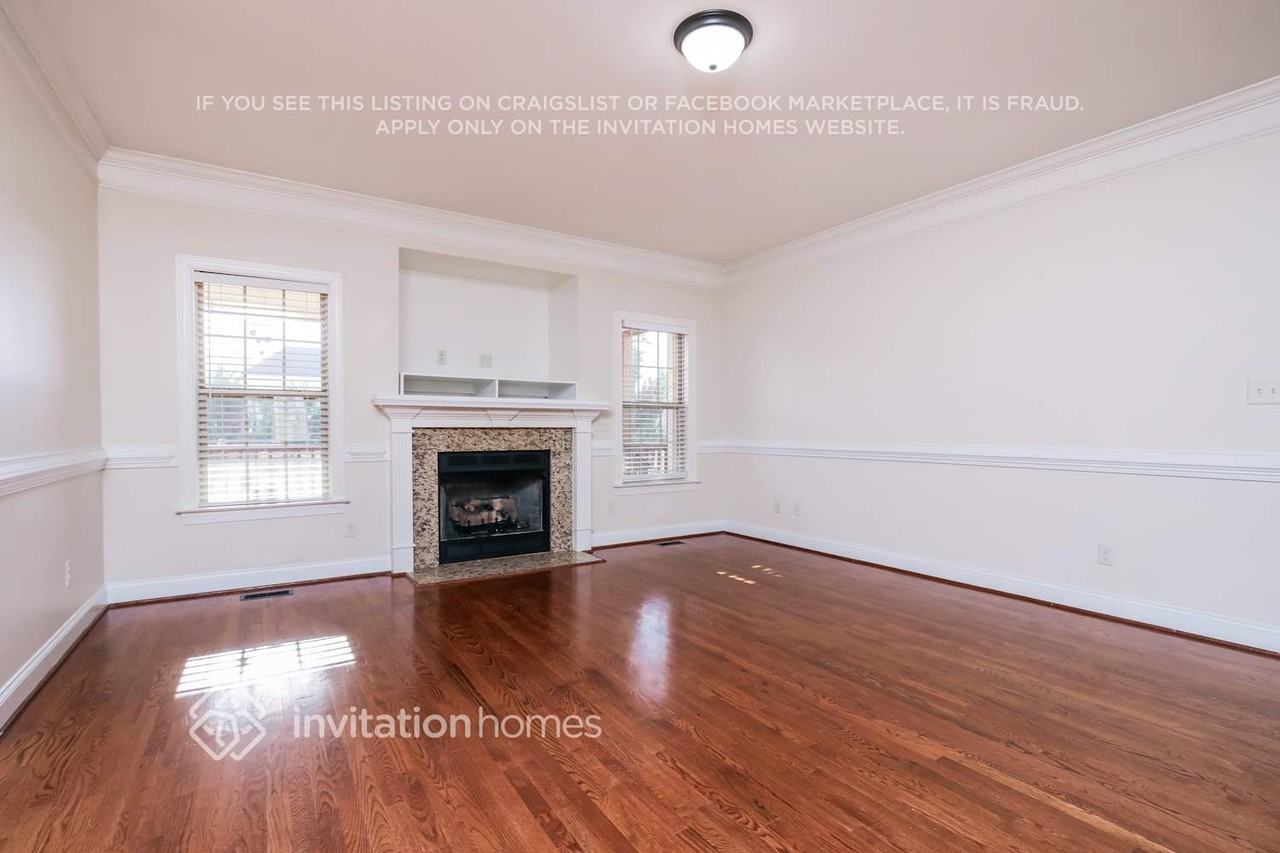 15 Suntree Ln - Photo 4 of 18