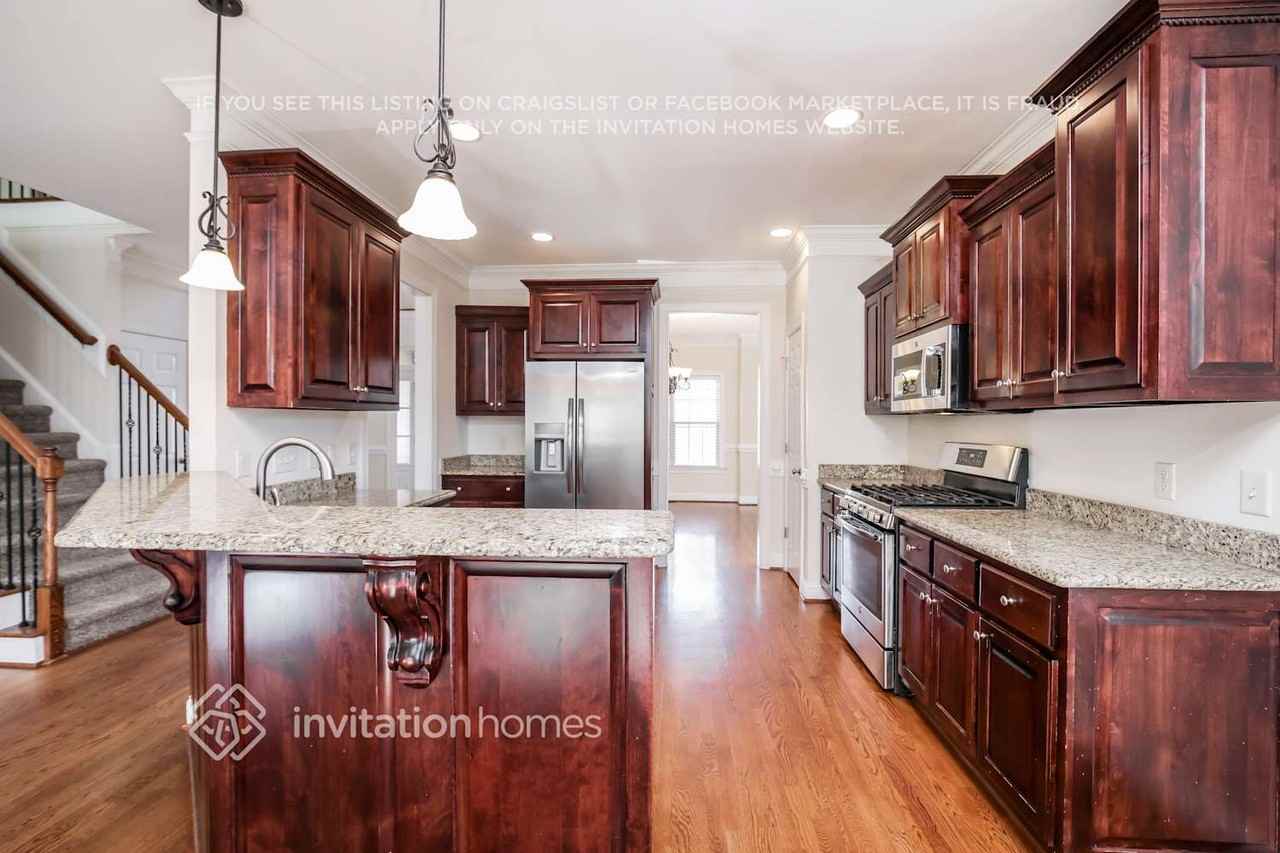 15 Suntree Ln - Photo 7 of 18