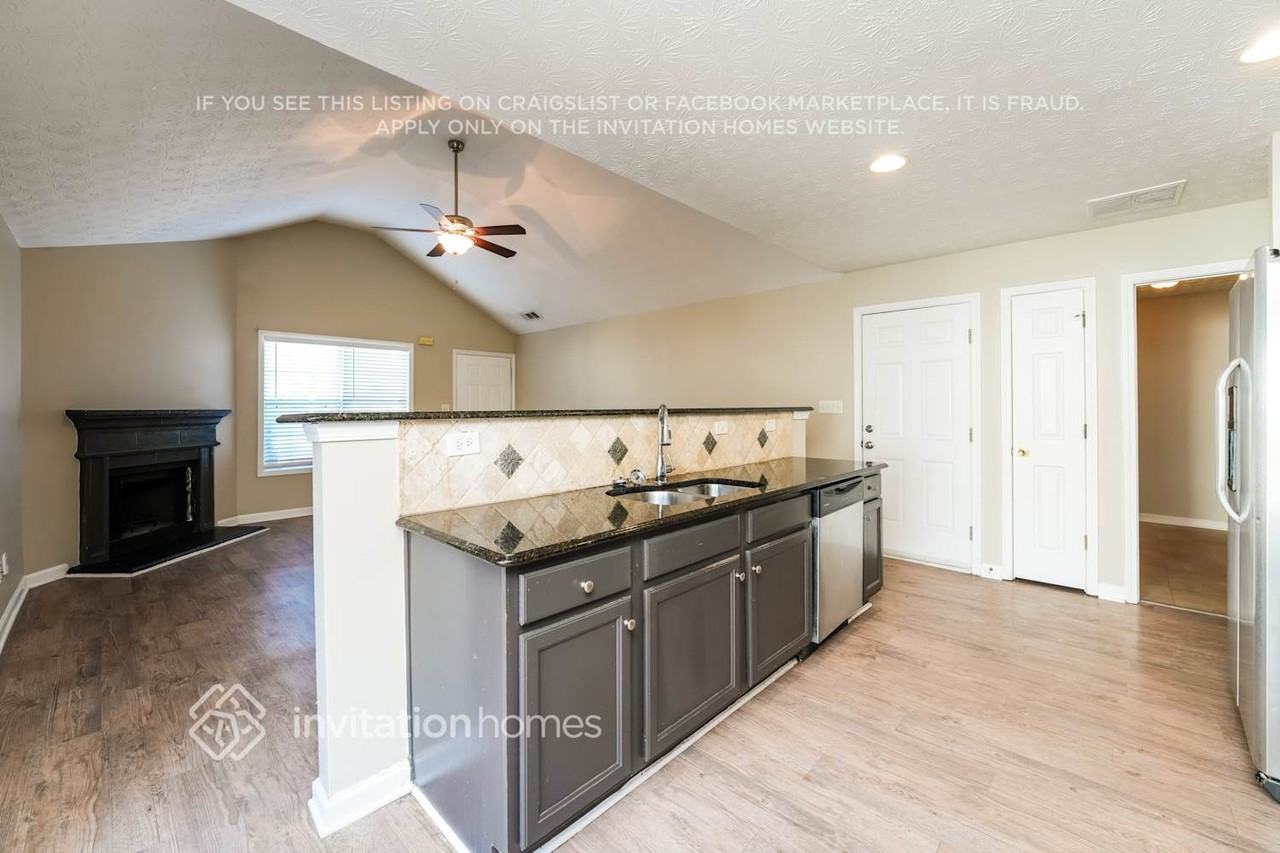 2086 Patterson Park Pl - Photo 6 of 17