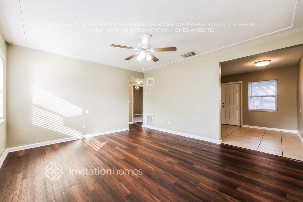 2901 34th Ave N - Photo 5 of 17