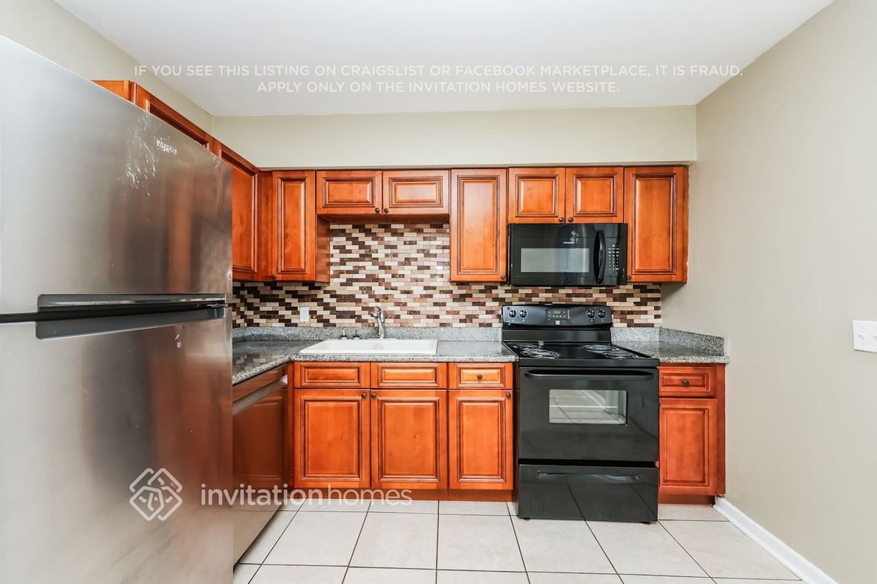 2901 34th Ave N - Photo 7 of 17