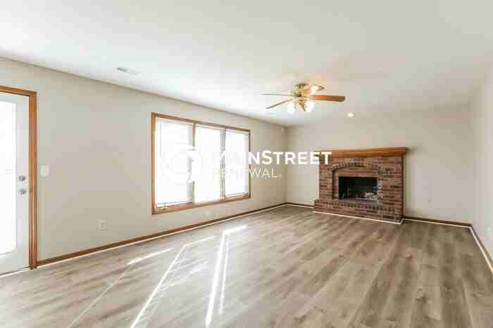 1125 Southeast 11th Terrace - Photo 6 of 18