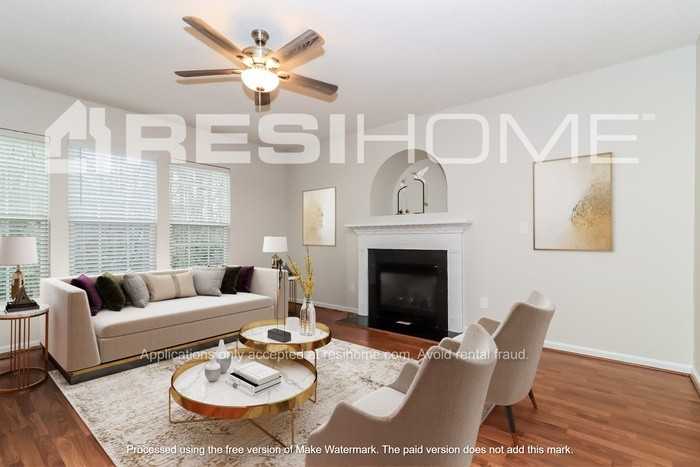 6611 Riva Ridge Ct - Photo 3 of 16