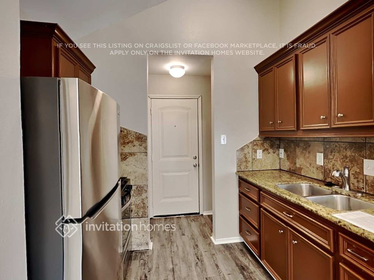 4930 Vancouver Blvd - Photo 7 of 18