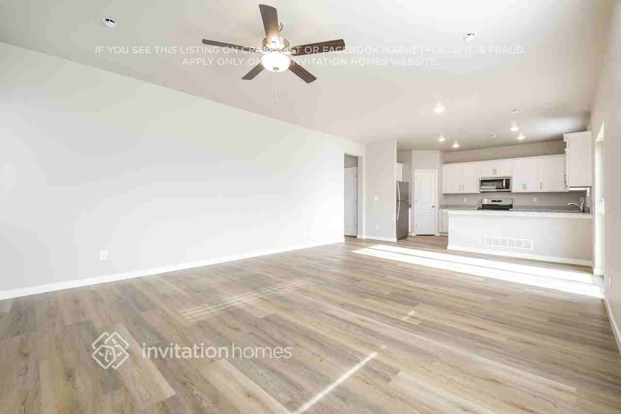 2174 Alyssa Street - Photo 5 of 18