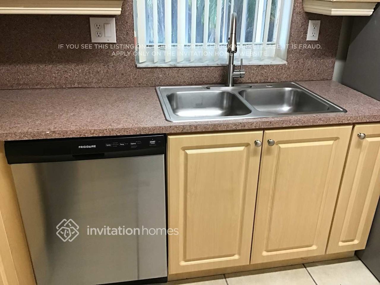 21242 Southwest 125th Path - Photo 4 of 14