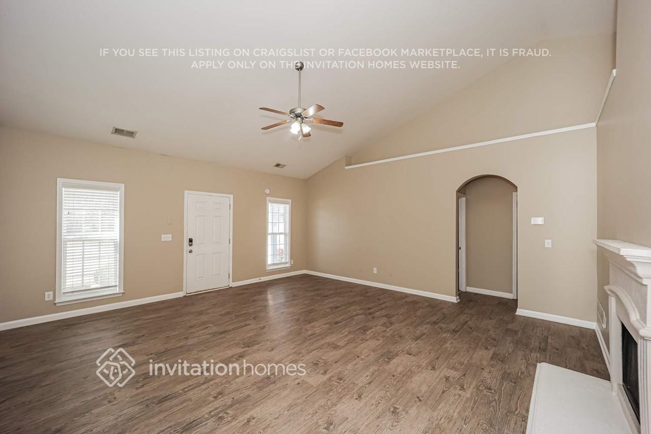 53 Safe Harbor Trl - Photo 3 of 17