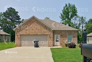 featured image of 569 White Oak Circle