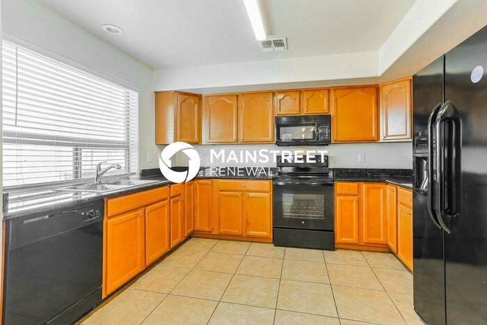 38372 N Amy Ln - Photo 6 of 17