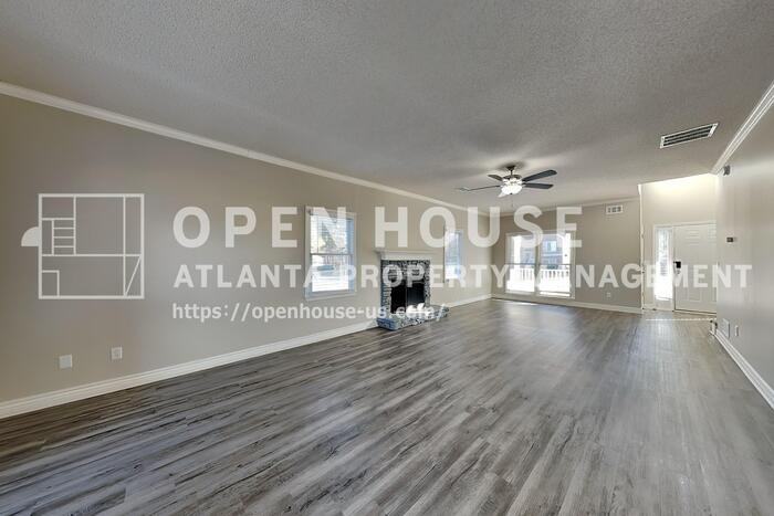 5305 Rutland Court - Photo 4 of 23