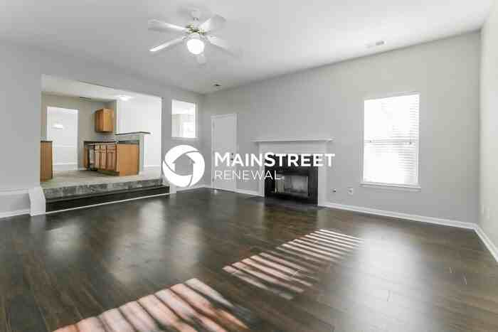 548 Rosalind Terrace - Photo 5 of 17