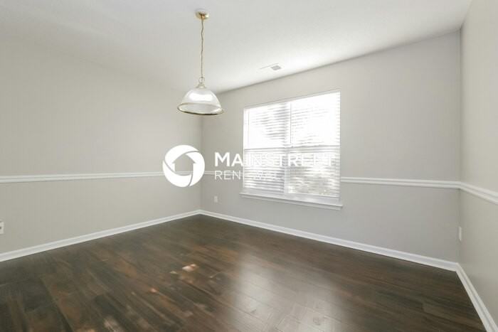 548 Rosalind Terrace - Photo 7 of 17