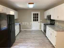 featured image of 184 Pine St Sw